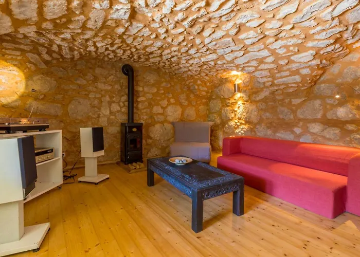 Godec 度假居 Grižane